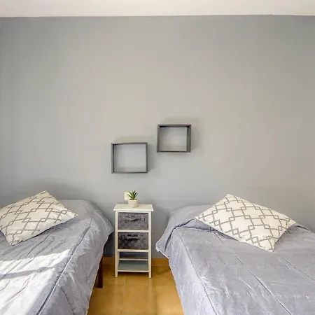 Mismar-9 By Interhome * Roses